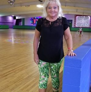 Meet your Posher, Debbie